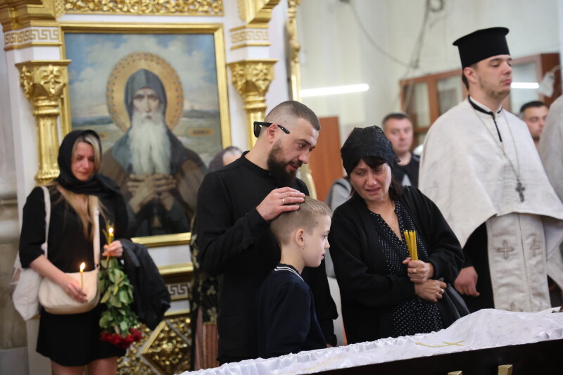 Навіки 33: у Луцьку попрощалися з Героєм Романом Чехайдою