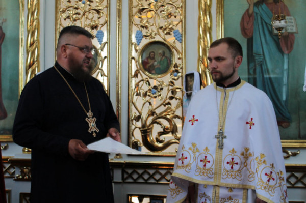 Попередній батюшка відмовився переходити до ПЦУ: У Звірові призначили нового настоятеля храму