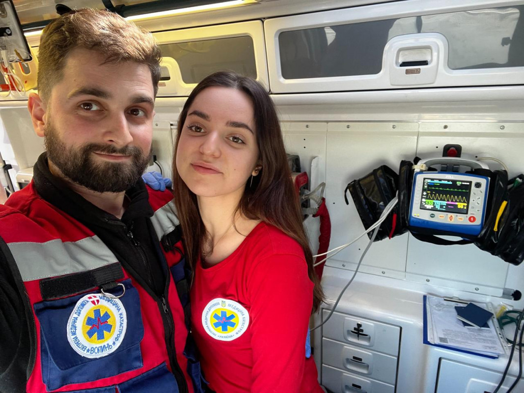 Медики з Волині транспортували важкопораненого пацієнта з опіками до Польщі