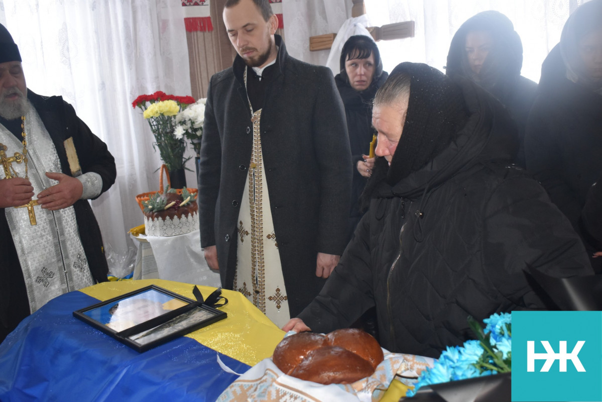 На Волині в останню дорогу провели воїна Анатолія Лукашевича