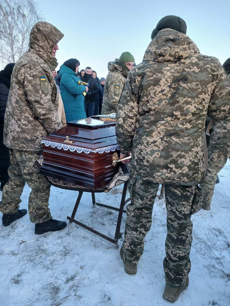 Приїхав у відпустку і серце зупинилося уві сні: на Волині поховали молодого захисника Ігоря Трохимчука