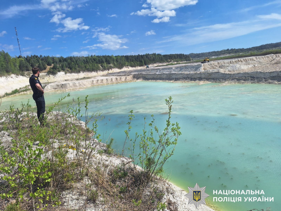 На Рівненщині третю добу шукають 15-річного хлопця: залучили понад 100 людей