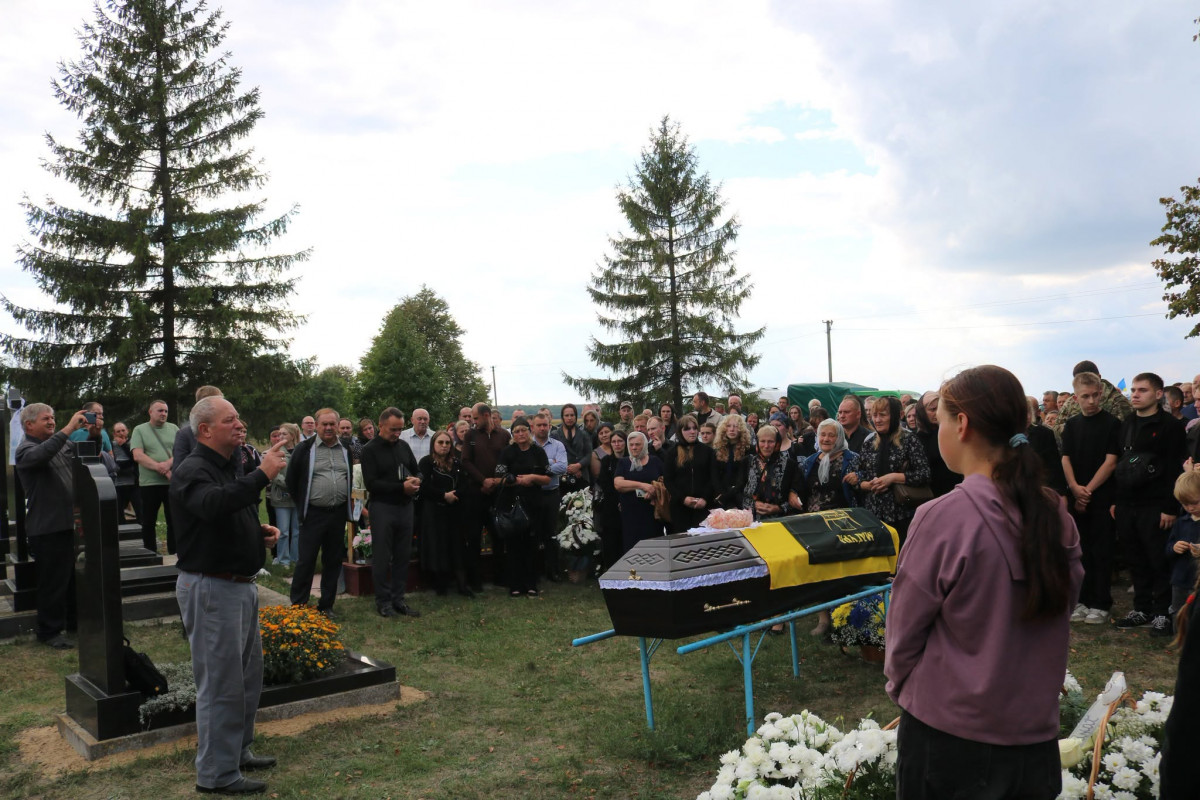 Загинув понад півтора року тому у Курській області: на Волині поховали захисника Миколу Собчука