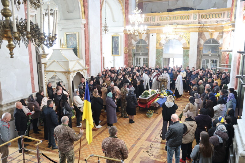 Навіки 49: у Луцьку попрощалися з Героєм Олександром Коханюком