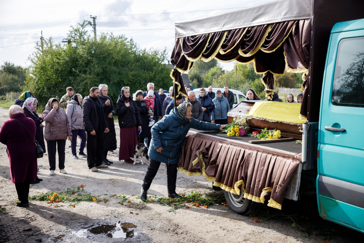 Загинув в бою за Україну: на Волині попрощалися з Героєм Олександром Синяговським