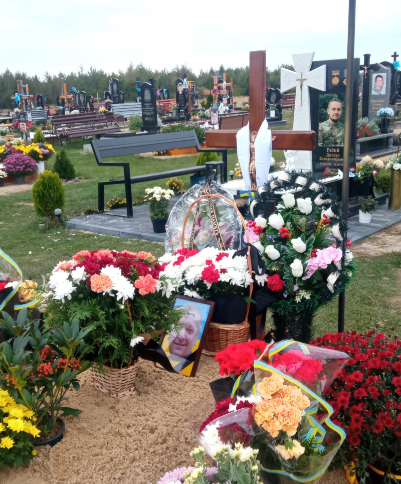 Серце зупинилося завчасно та несподівано у лікарні: на Волині поховали захисника Вадима Муца