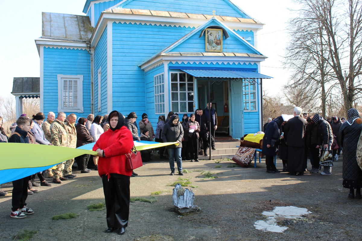 Вважався безвісти зниклим з грудня 2024 року: на Волинь на вічний спочинок повернувся Герой Володимир Сасовський