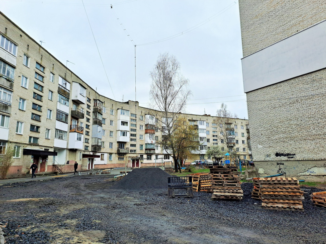 У Ковелі ремонтують двори, які підтоплювало під час опадів