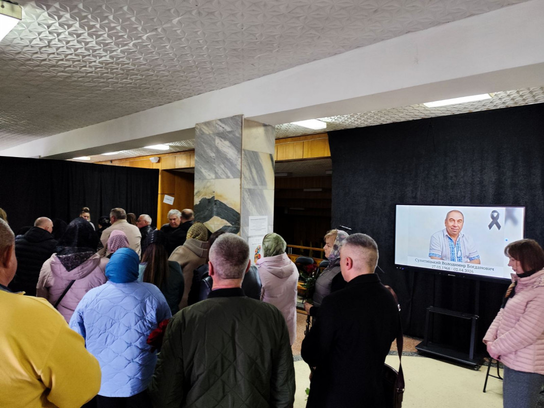 На Волині попрощалися з відомим архітектором Володимиром Сулятицьким