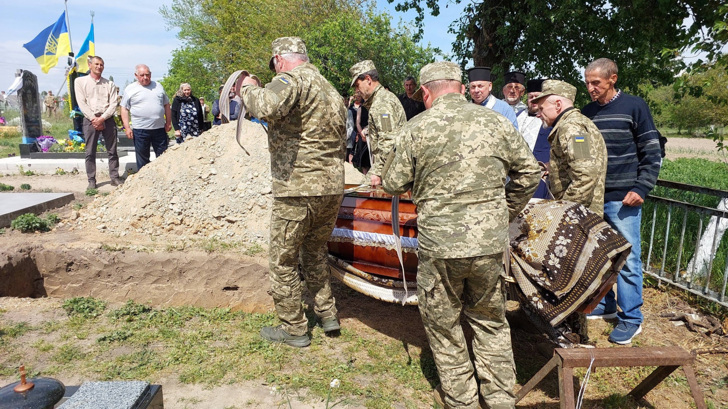 На Волині в останню путь провели Героя Грисюка Сергія, який загинув під Авдіївкою у 2023 році