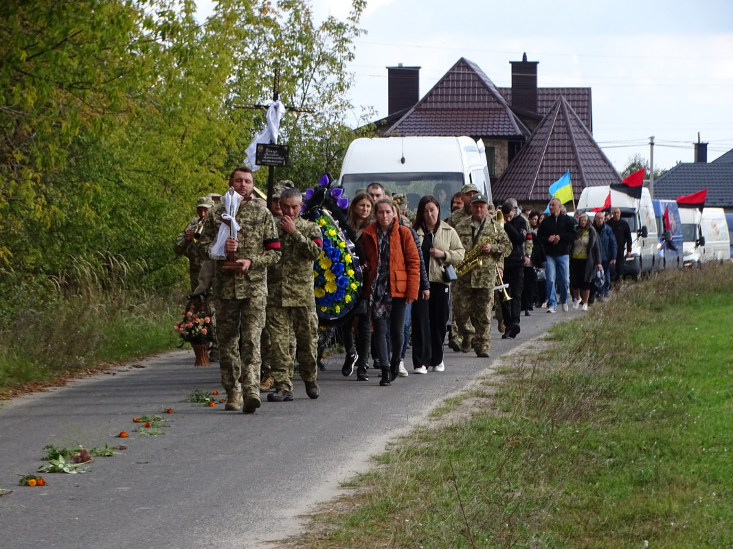 Загибель підтвердила ДНК-експертиза: на Волині попрощались з Героєм Михайлом Ткачуком