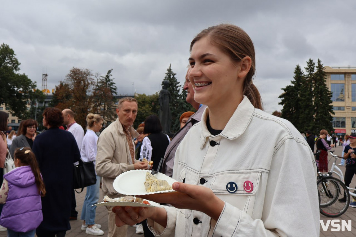 Понад 5 тисяч лучан пригостив MULTI COOK на День міста
