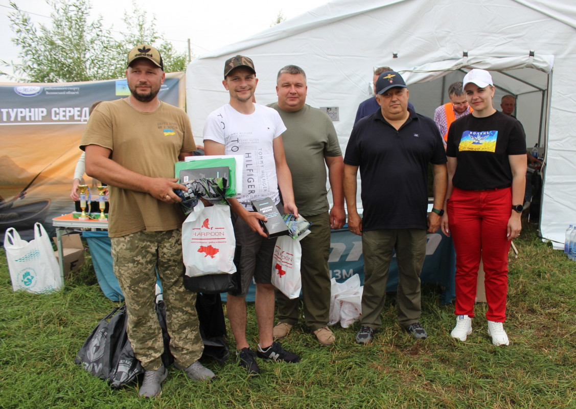 Змагання для захисників: ветерани Луцького району рибалили на турнірі