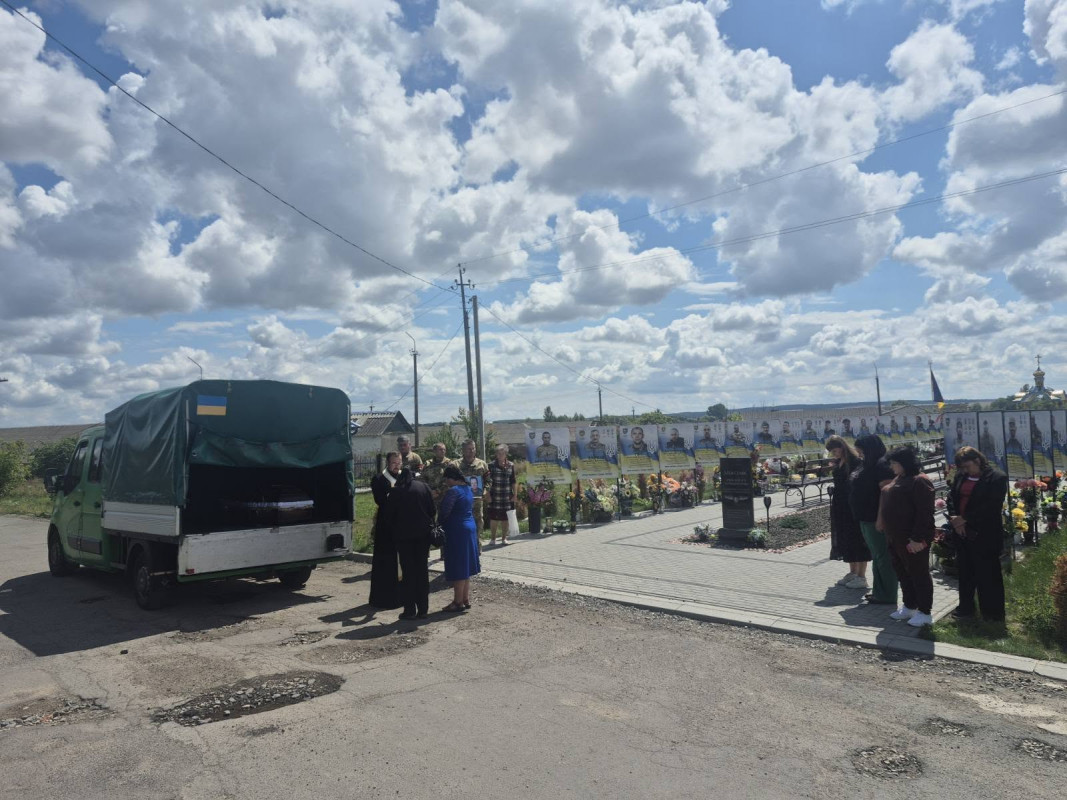 На Волині попрощалися із ветераном АТО Василем Новосадом