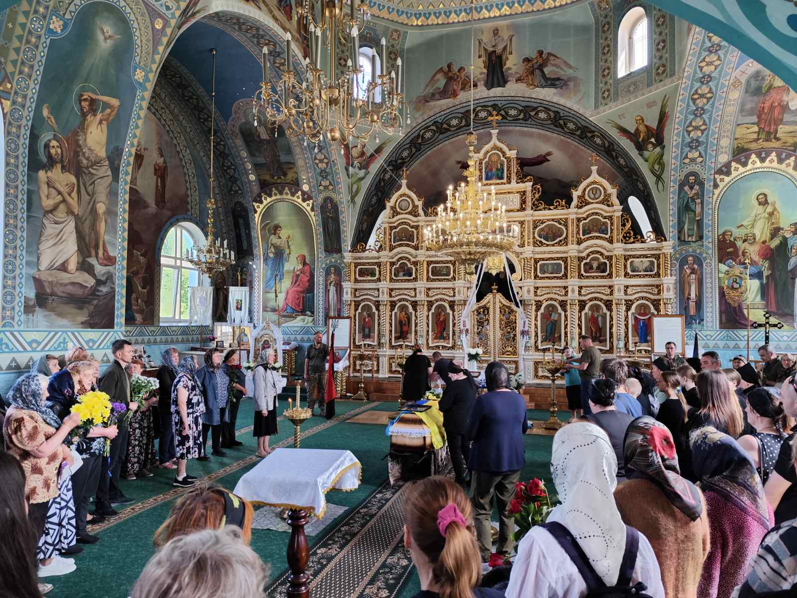 Загинув у бою через 2 дні після дня народження: на Волині поховали Героя Вадима Ніколайчука