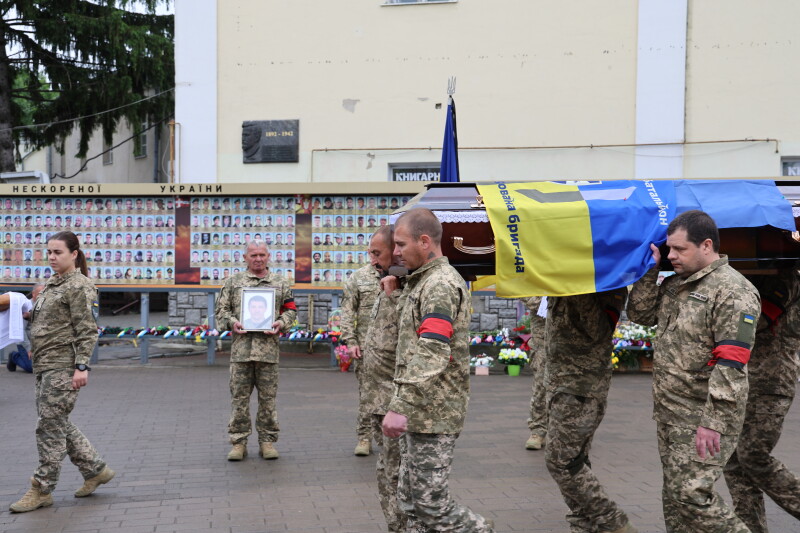 У Луцьку попрощалися з Героєм Валерієм Васейчуком