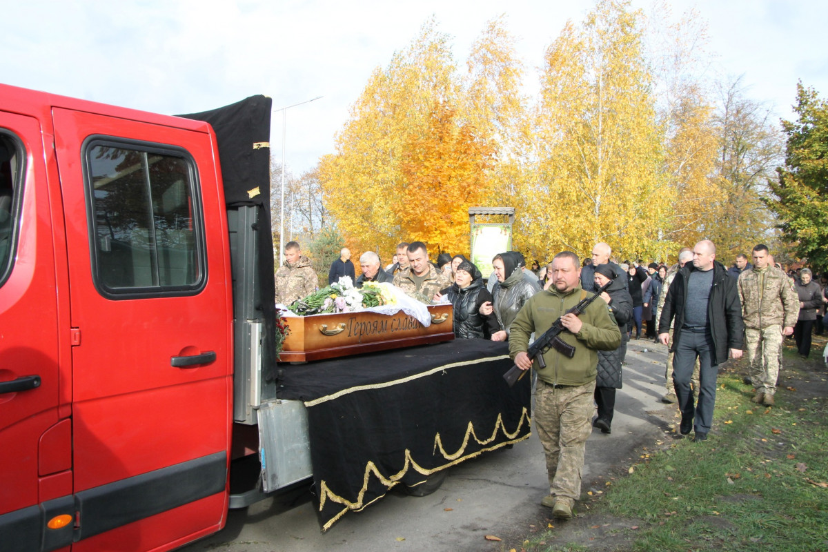 Кілька днів тому повернувся у військовий стрій: на Волині попрощалися з мужнім захисником Володимиром Євпаком