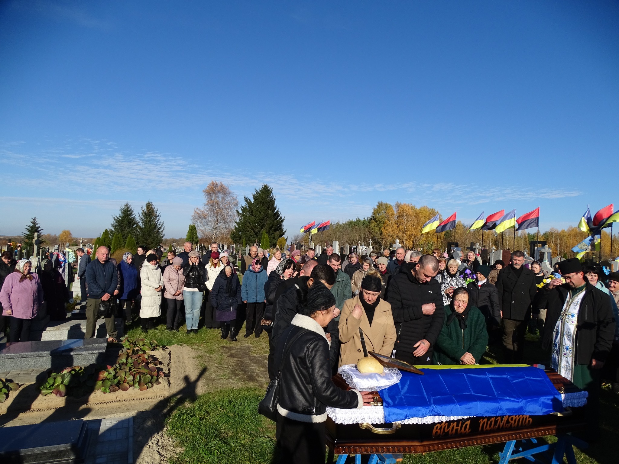 Загибель підтвердила ДНК-експертиза: на Волині віддали шану захиснику, який довгі місяці вважався зниклим безвісти