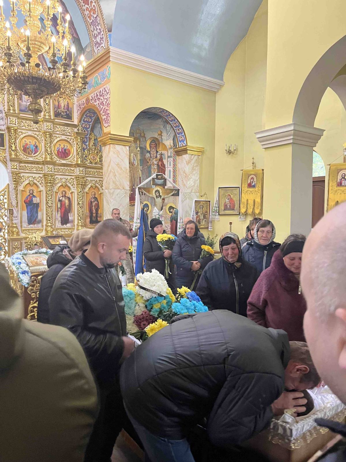 Загинув унаслідок ворожого обстрілу: на Волині попрощались з Героєм Іваном Горбачем