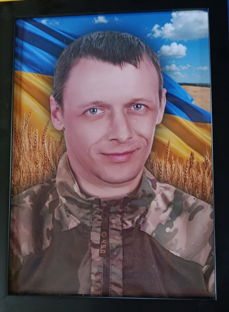 Загинув за день до 46-річчя: на Волині поховали Героя Олександра Басюка