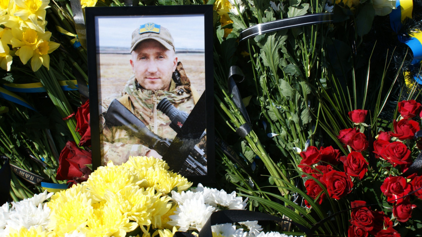 До останнього подиху – за Україну: у Луцькому районі попрощалися з Героєм Сергієм Мандзюком