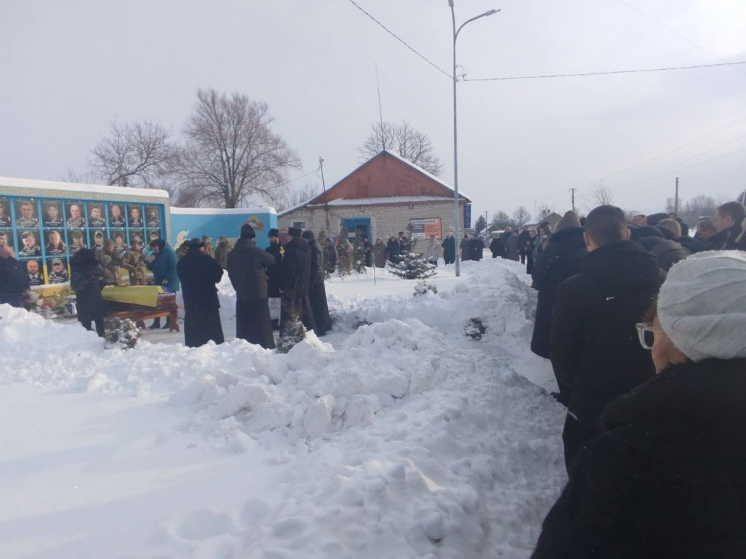 Приїхав у відпустку і серце зупинилося уві сні: на Волині поховали молодого захисника Ігоря Трохимчука