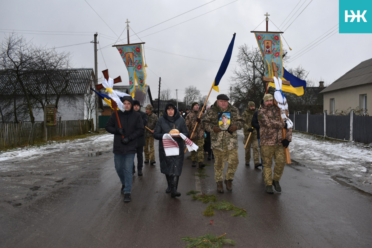 Серце воїна не витримало побаченого й пережитого: на Волині поховали Героя Олександра Куринчука