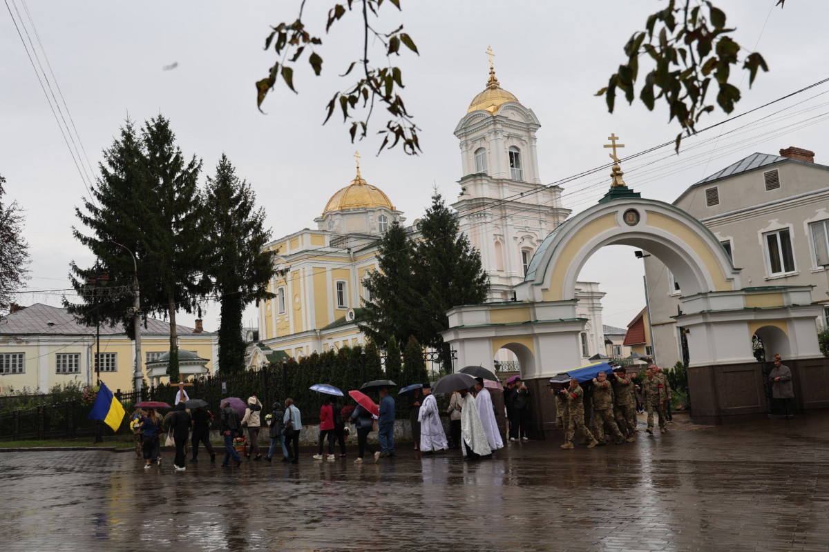 У Луцьку попрощалися із 45-річним захисником Романом Ющуком