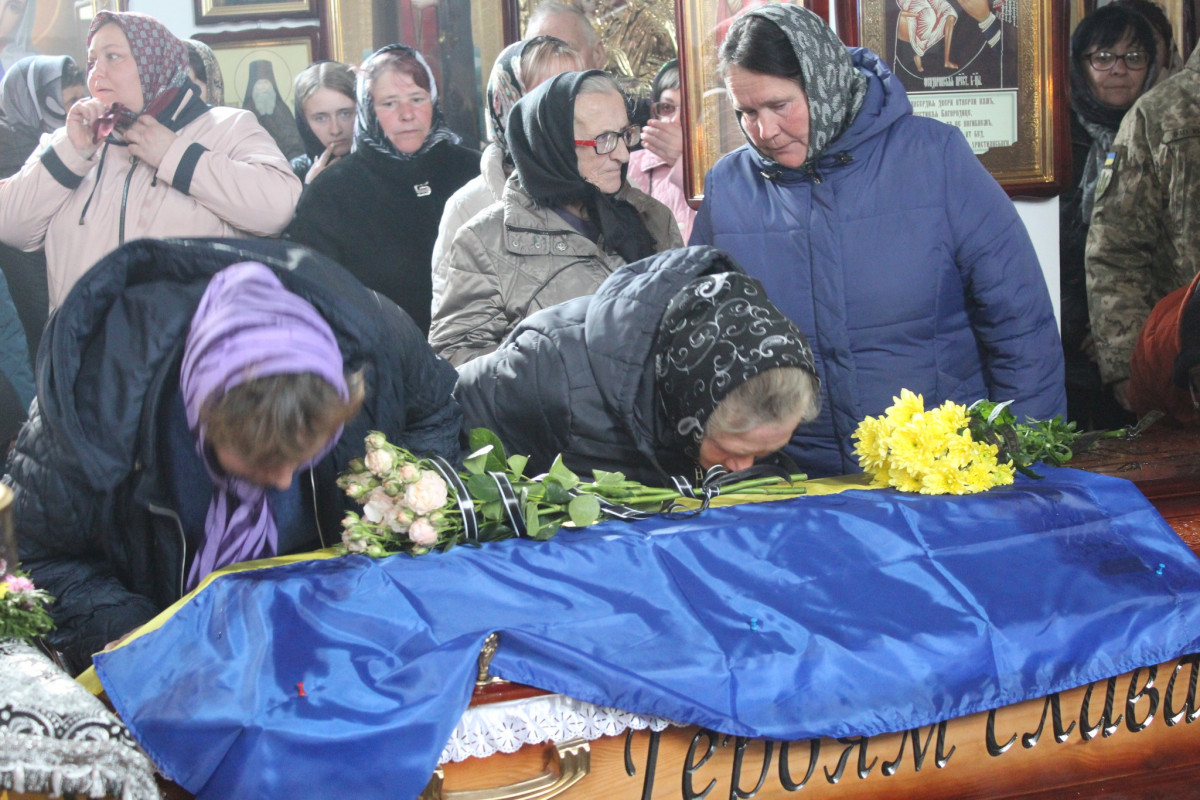 Півтора року невідомості: на Волині попрощалися із загиблим на Курщині Валентином Волошиним