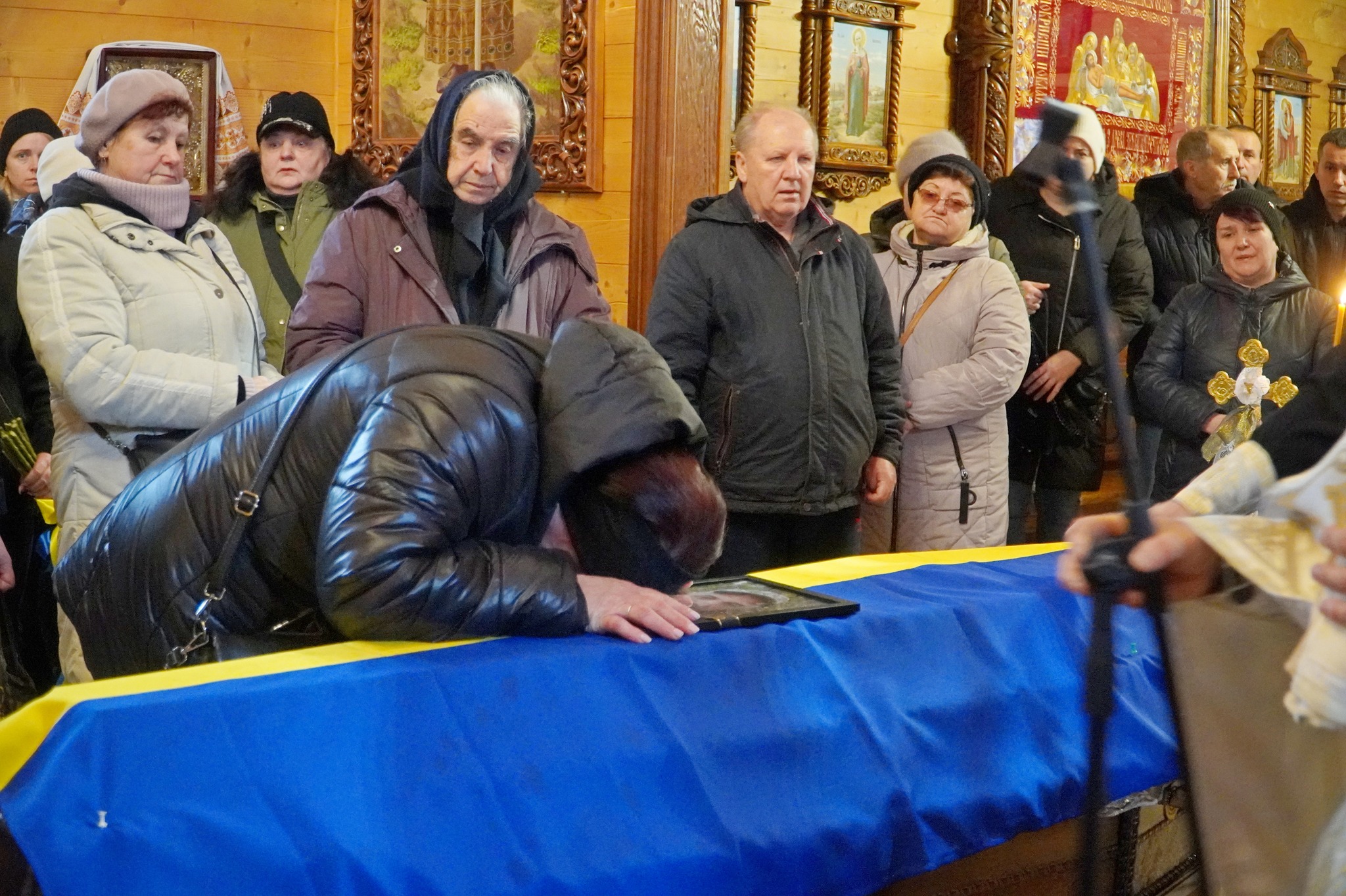 Понад рік вважався зниклим безвісти: на Волині попрощалися із захисником Романом Літвінчуком