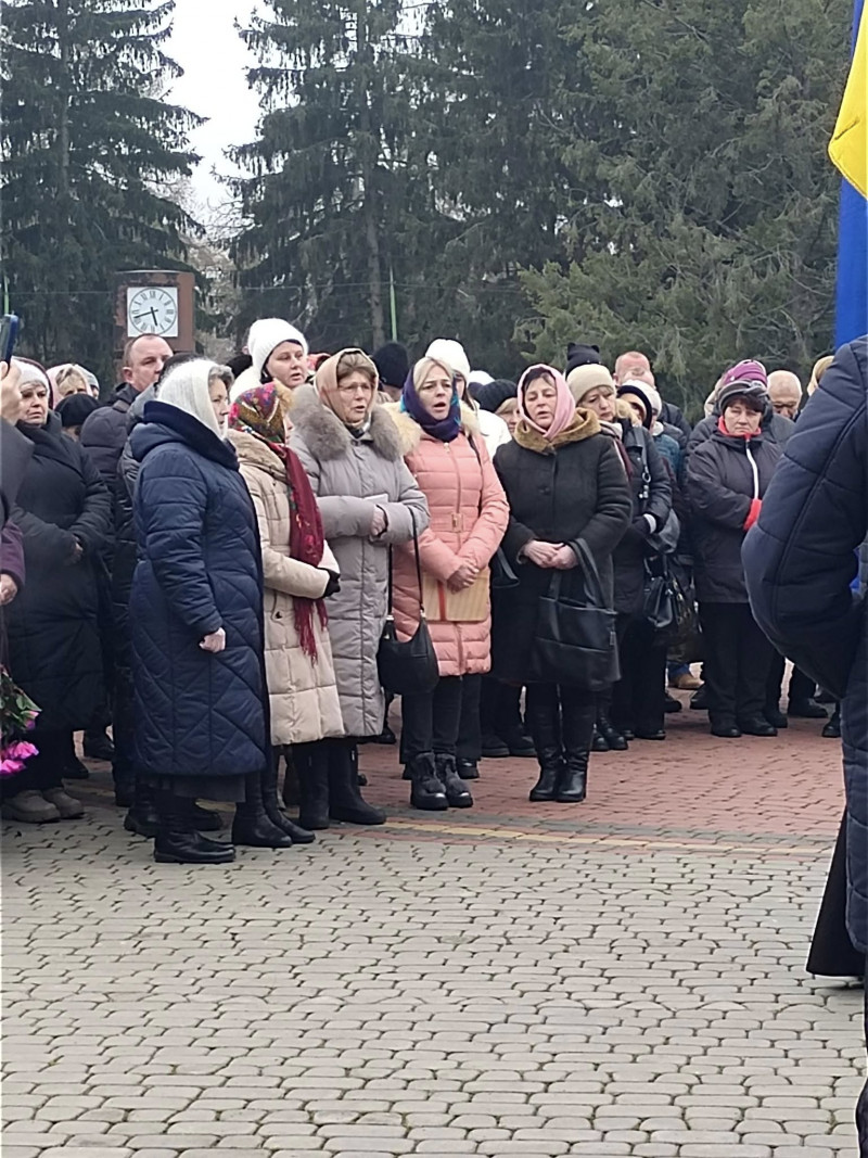 Знайшов вічний спочинок на Різдво: на Волині попрощалися із 22-річним Героєм Максимом Томчуком