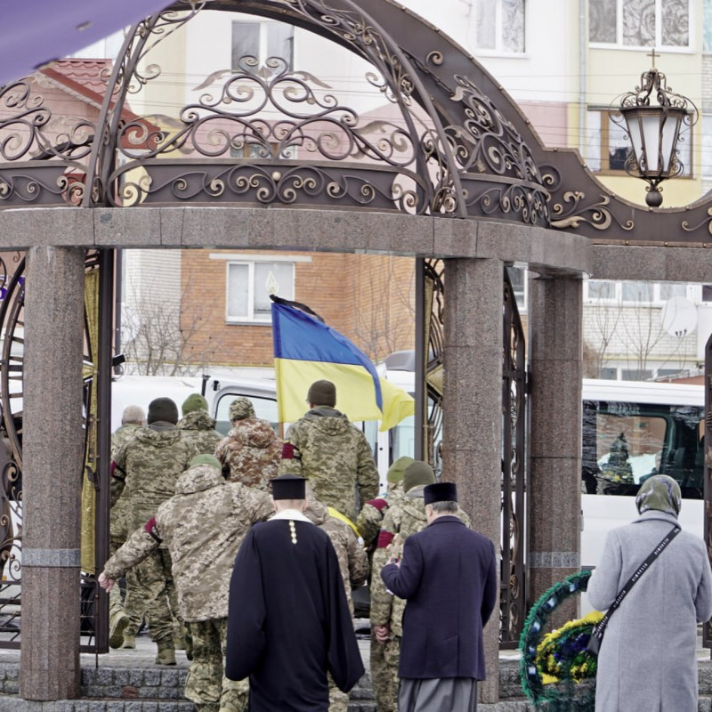 20 місяців вважався зниклим безвісти: на Волині в останню земну дорогу солдата Володимира Білусяка