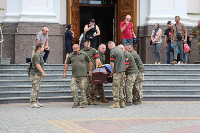 Загинув у Запорізькій області: у Луцьку попрощалися з Героєм Олексієм Бондарем