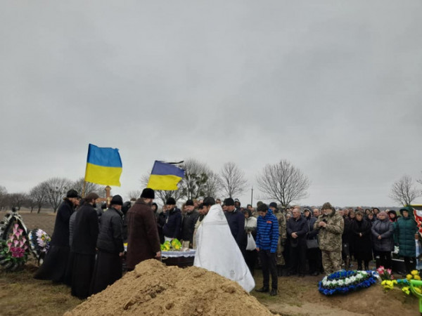 «Він міг би відзначити свій 50-річний ювілей…», - на Волині поховали загиблого Героя