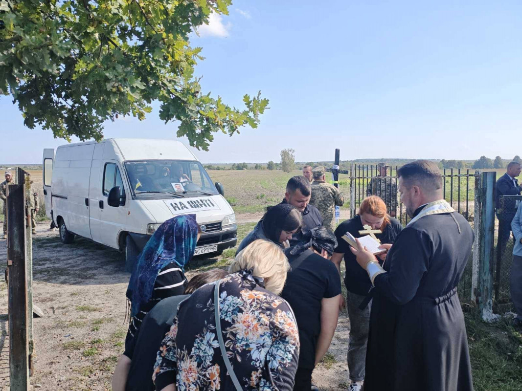 Помер під час служби: на Волині попрощалися з 55-річним Героєм Миколою Соловенюком