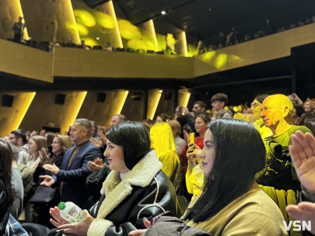 Комедія «Перевертень» у Луцьку: як минув театральний вечір