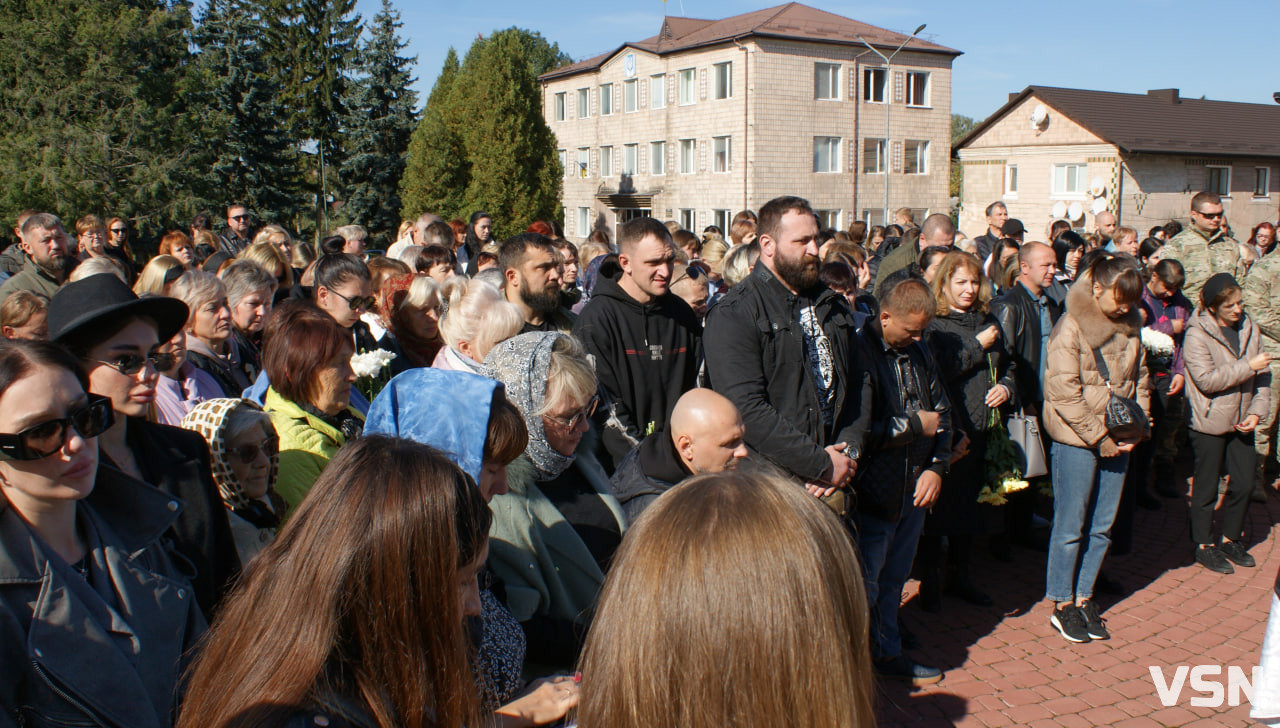 Це був справжній командир, яких мало: на Волині провели в останню дорогу «Народного Героя України» Павла Чайку