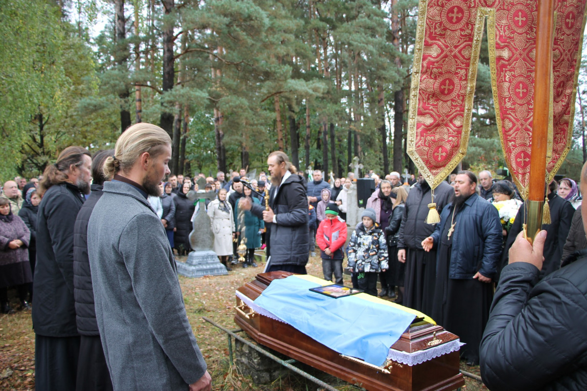 Загинув у полоні: волиняни провели до місця вічного спочинку воїна Ярослава Гарбара