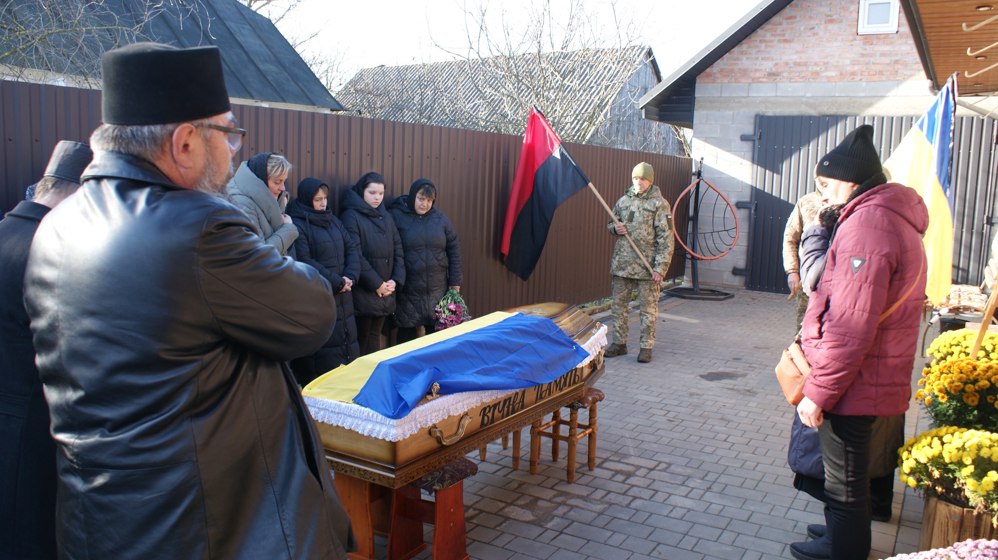 Через три місяці після мобілізації загинув: волиняни попрощалися з Вячеславом Бовконюком