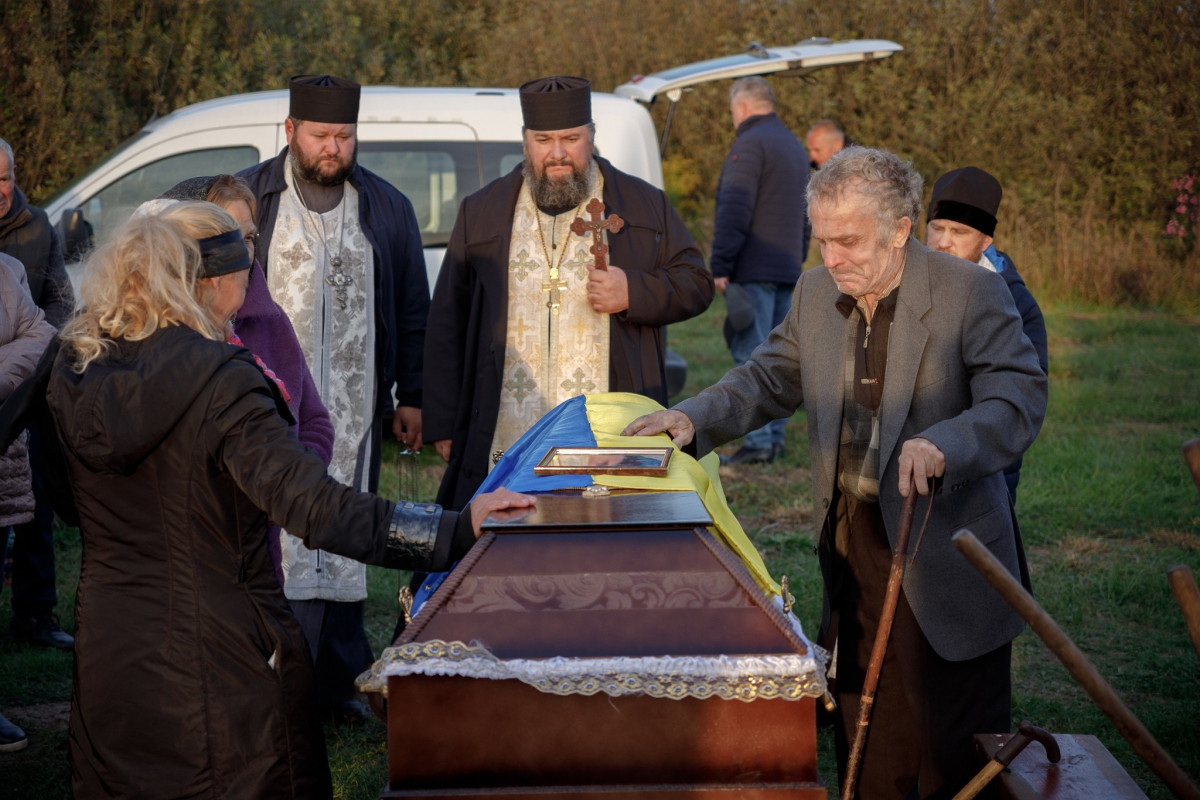 Загинув в бою за Україну: на Волині попрощалися з Героєм Олександром Синяговським