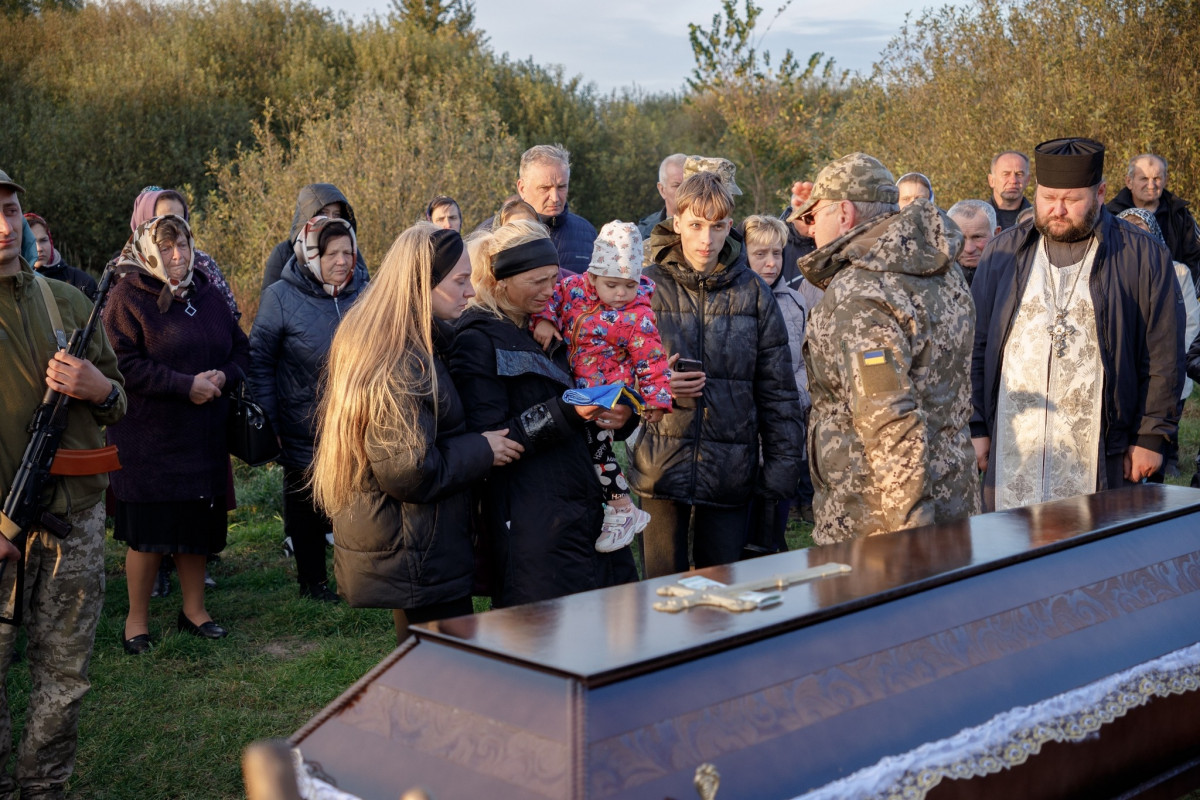 Загинув в бою за Україну: на Волині попрощалися з Героєм Олександром Синяговським
