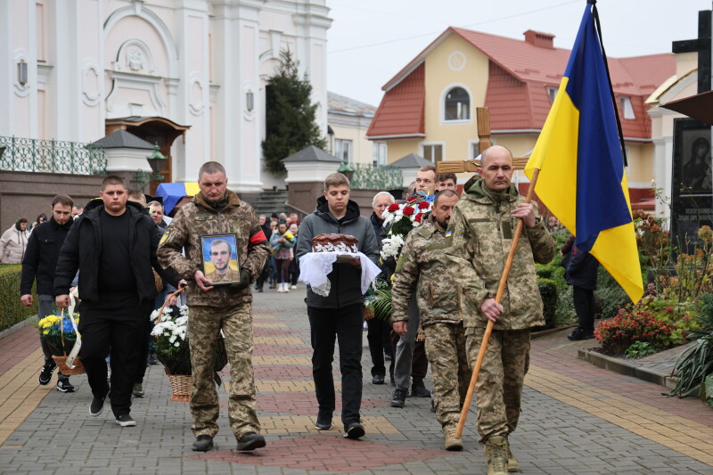 У Луцьку попрощалися із 21-річним Героєм Богданом Чепелою
