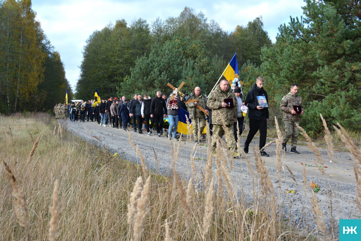З перших днів вторгнення боронив Україну: на Волині попрощались з кавалером орденів «За мужність» Василем Петриком