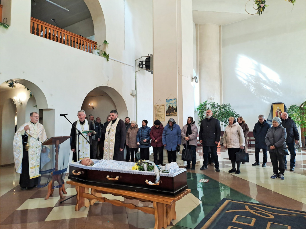 Місяць боровся за життя, проте хвороба взяла гору: на Волині поховали захисника Сергія Сидорука