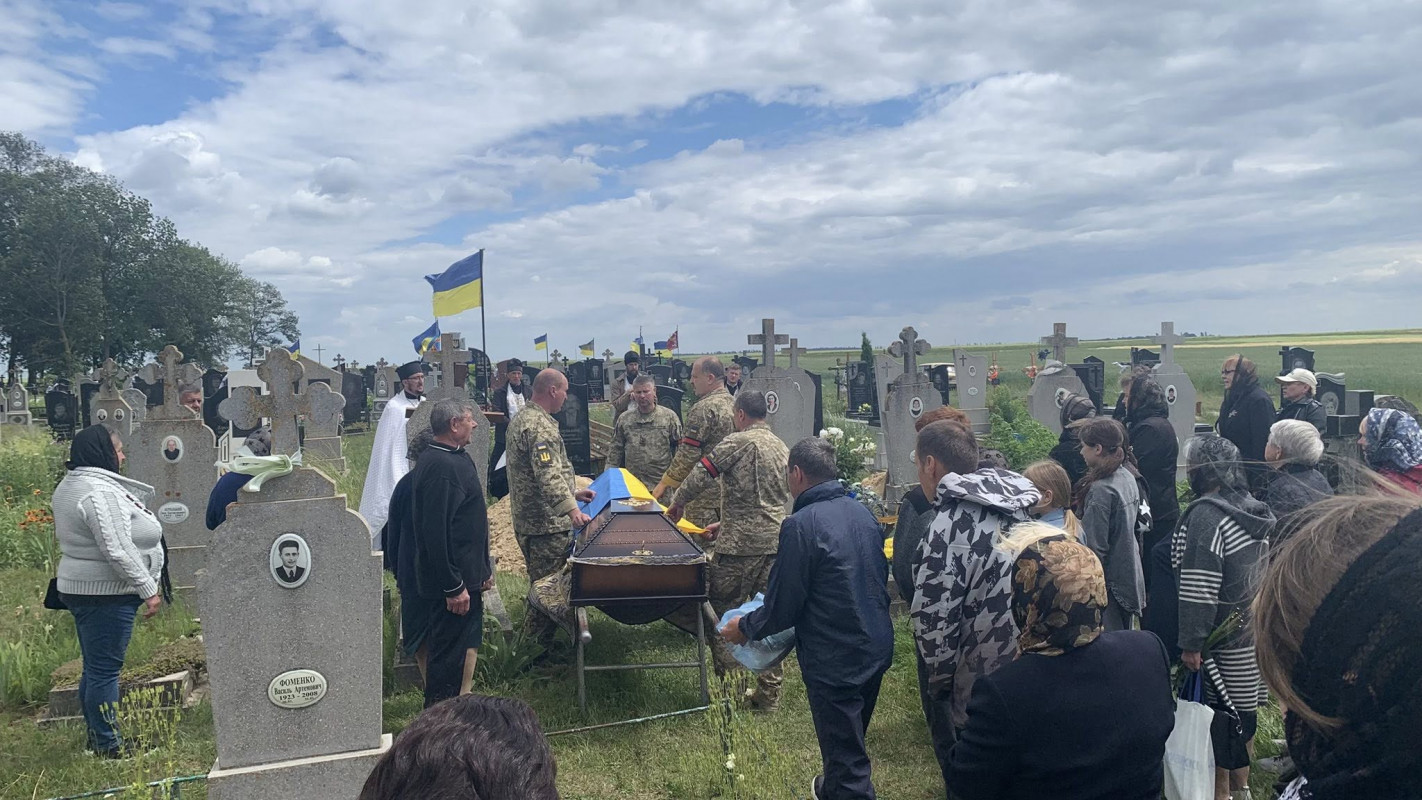 Загинув понад рік тому у Курській області: на Волині поховали Героя Віталія Борилюка