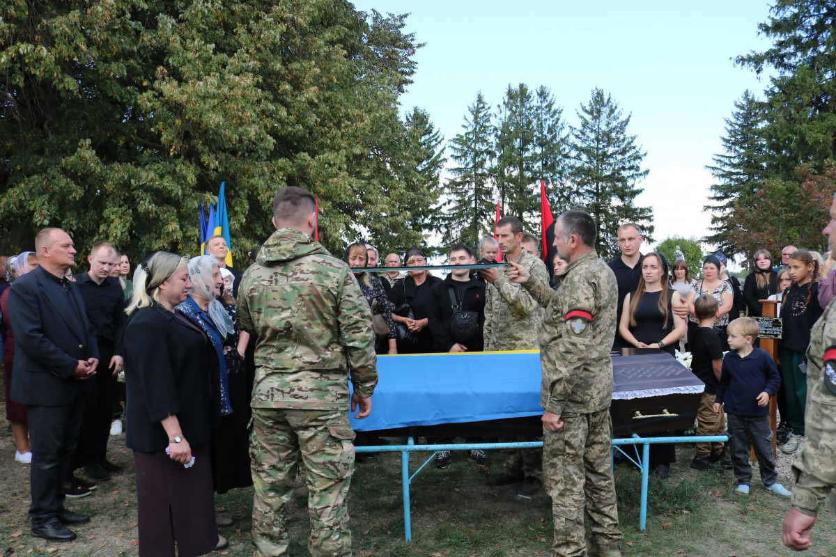 Загинув понад півтора року тому у Курській області: на Волині поховали захисника Миколу Собчука