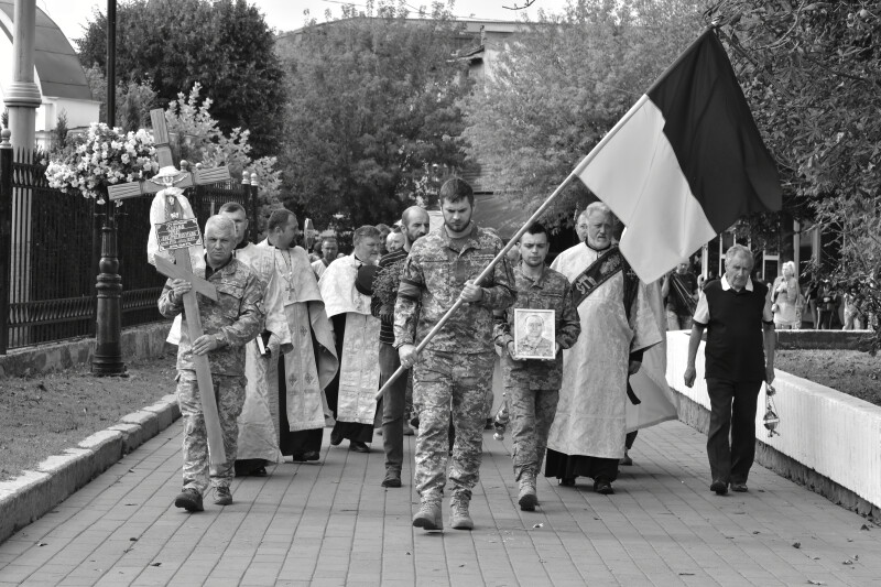 Загинув ще у березні минулого року: в Луцьку попрощалися з Героєм Ігорем Дуплієм. Фото