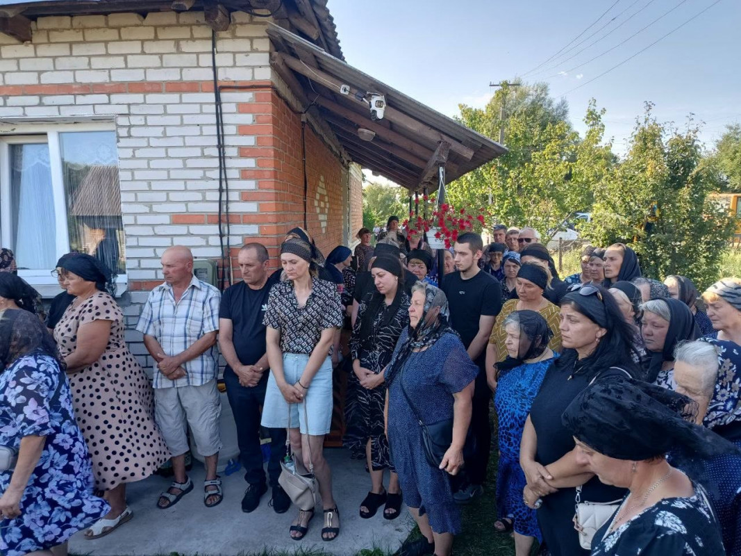 Громада на Волині попрощалася одразу з двома Героями: в останню путь провели Юрія Джуля та Василя Шилюка