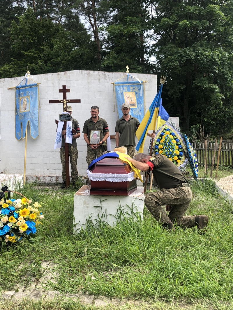 На Волині провели в останню дорогу полеглого за Україну Героя