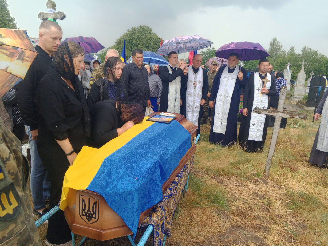 Помер після поранення: на Волині попрощалися із Захисником Ігорем Андрійчуком
